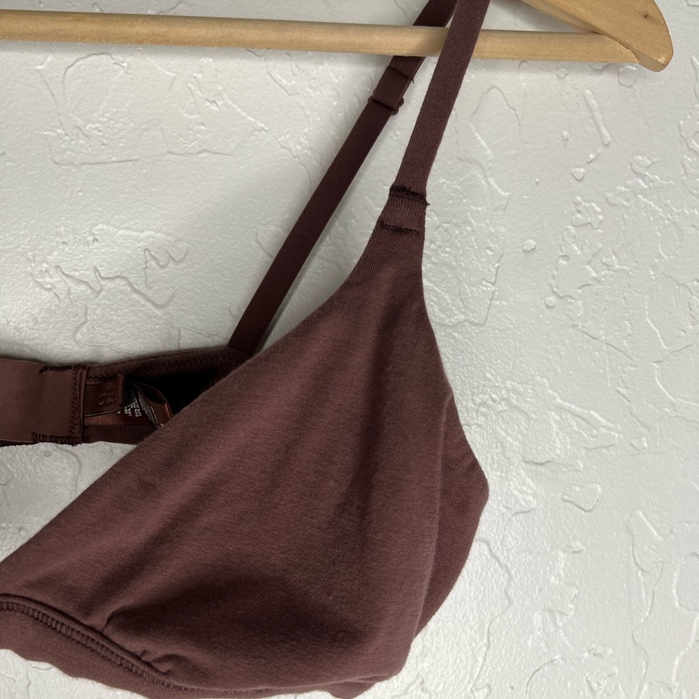 Skims Cotton Jersey Triangle Bra | Medium - Picture 6 of 9